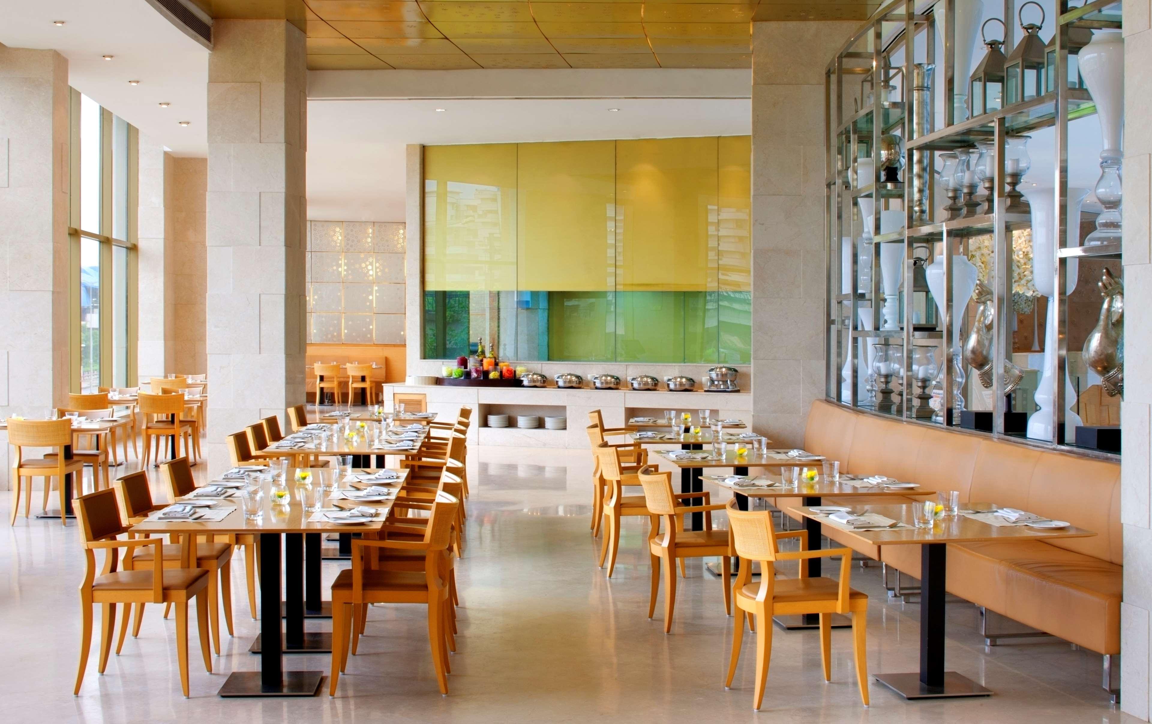 Radisson Blu Hotel New Delhi Dwarka Delhi (National Capital Territory of India) Restaurante foto The Park, Hyderabad