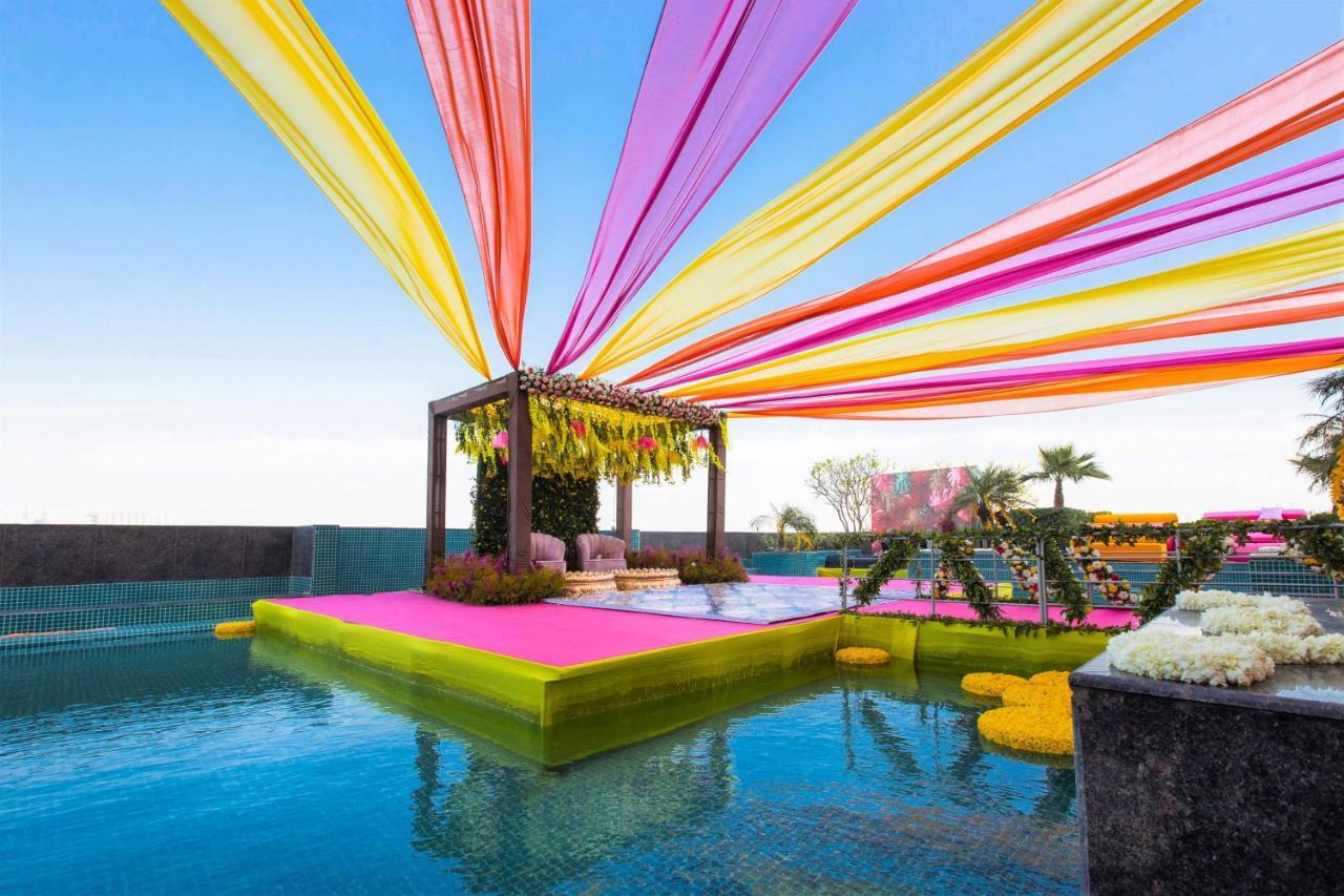 Radisson Blu Hotel New Delhi Dwarka Delhi (National Capital Territory of India) Exterior foto A mandap at a wedding