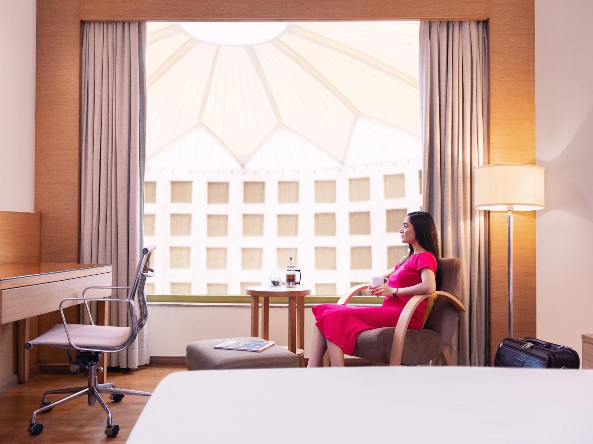 Radisson Blu Hotel New Delhi Dwarka Delhi (National Capital Territory of India) Exterior foto A room at the hotel