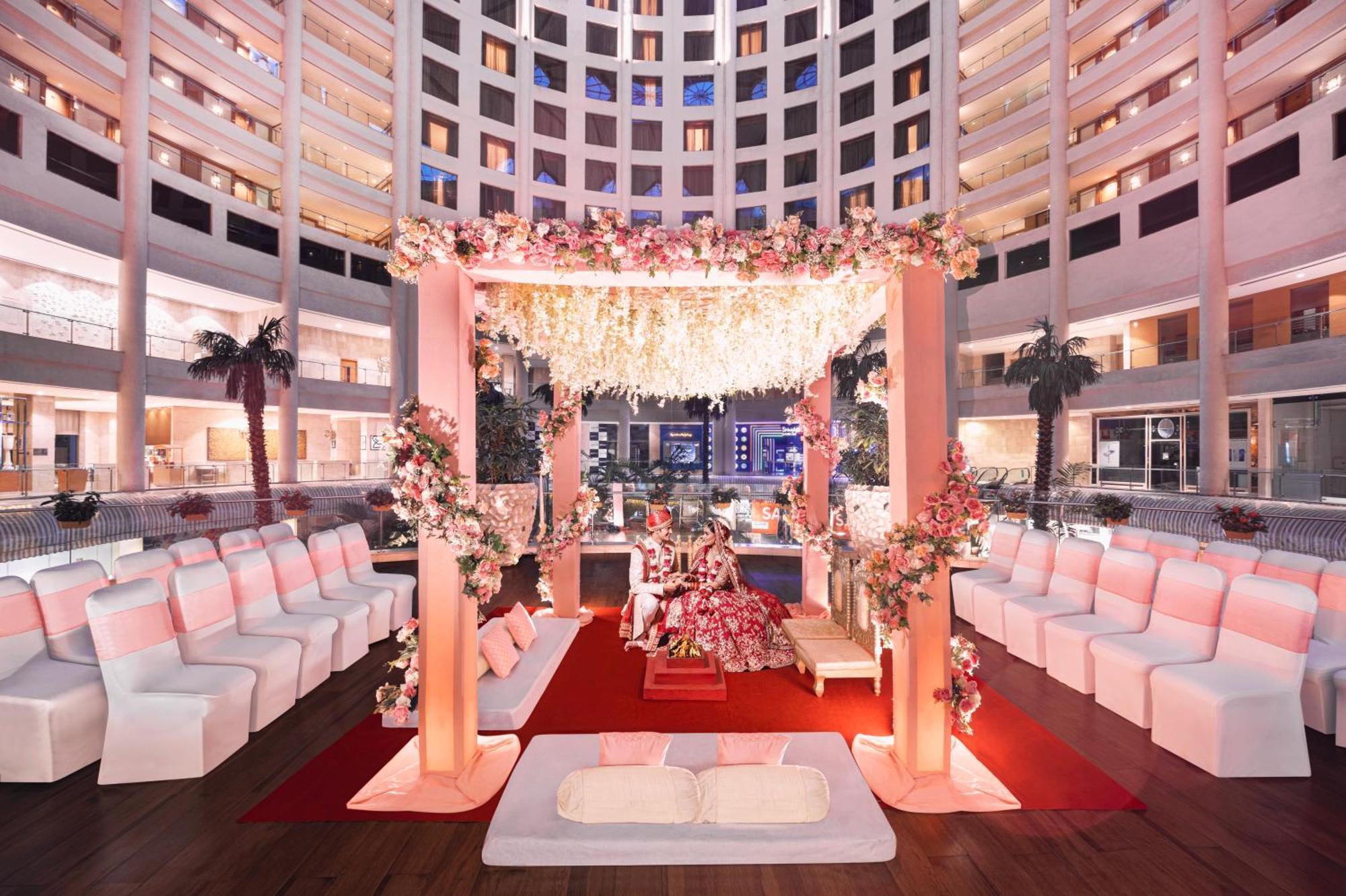 Radisson Blu Hotel New Delhi Dwarka Delhi (National Capital Territory of India) Exterior foto The Grand Ballroom