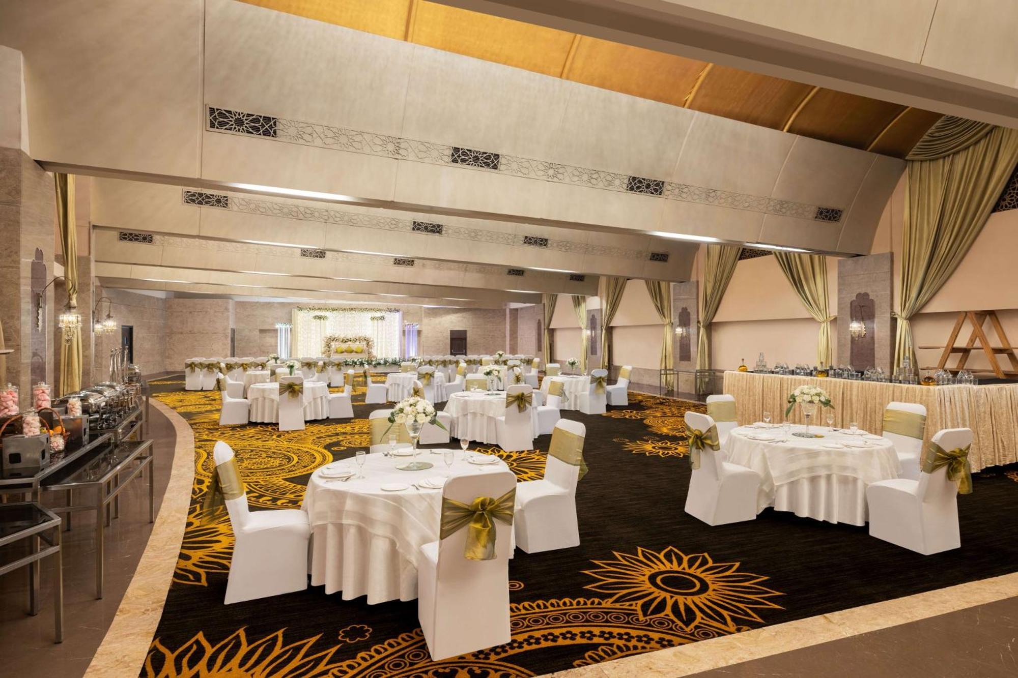 Radisson Blu Hotel New Delhi Dwarka Delhi (National Capital Territory of India) Exterior foto The Grand Ballroom